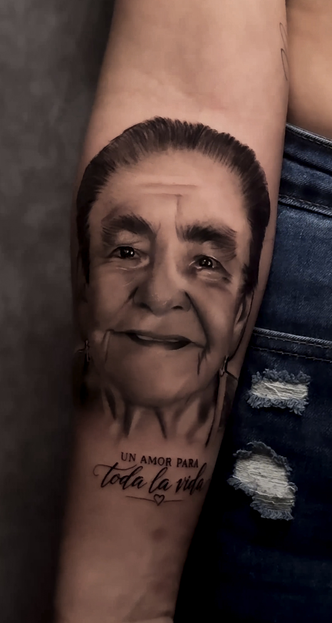 Color realism tattoo by Arnold Camargo at Diroka Tattoo Studio