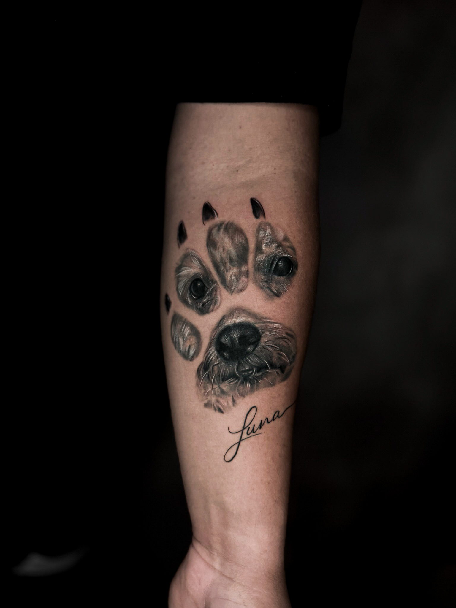 Realistic dog portrait tattoo by Eliana Brito at Diroka Tattoo Studio